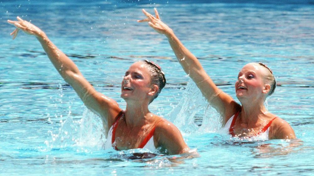 Sharon Hambrook | Kelly Kryczka