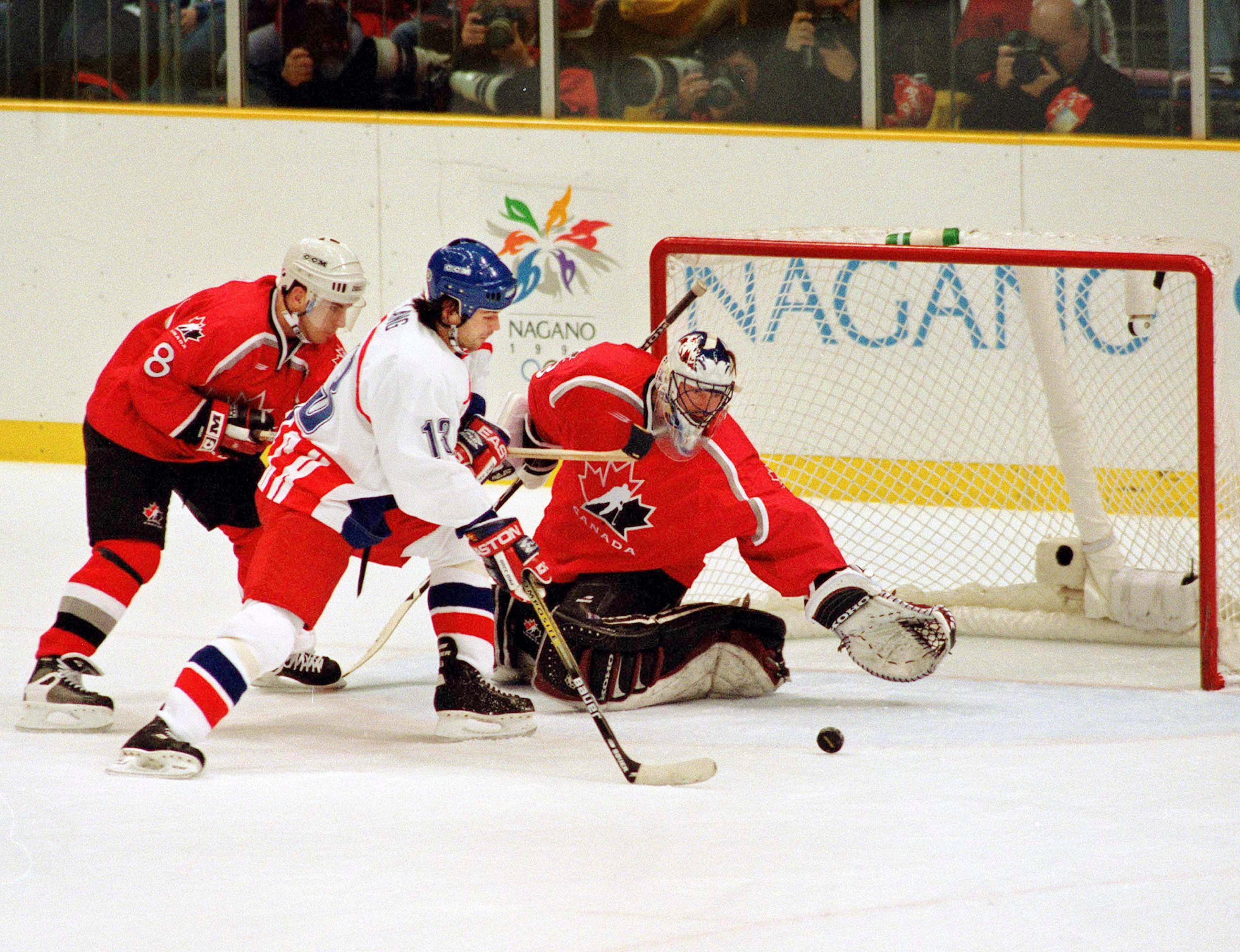 Eric Lindros (88) et Patrick Roy