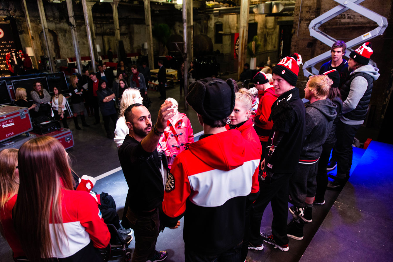 Dans les coulisses. Photo: Winston Chow