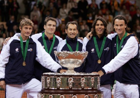 JUAN CARLOS FERRERO TOMMY ROBREDO, JORDI ARRESE, RAFAEL NADAL CARLOS MOYA Photo : PC
