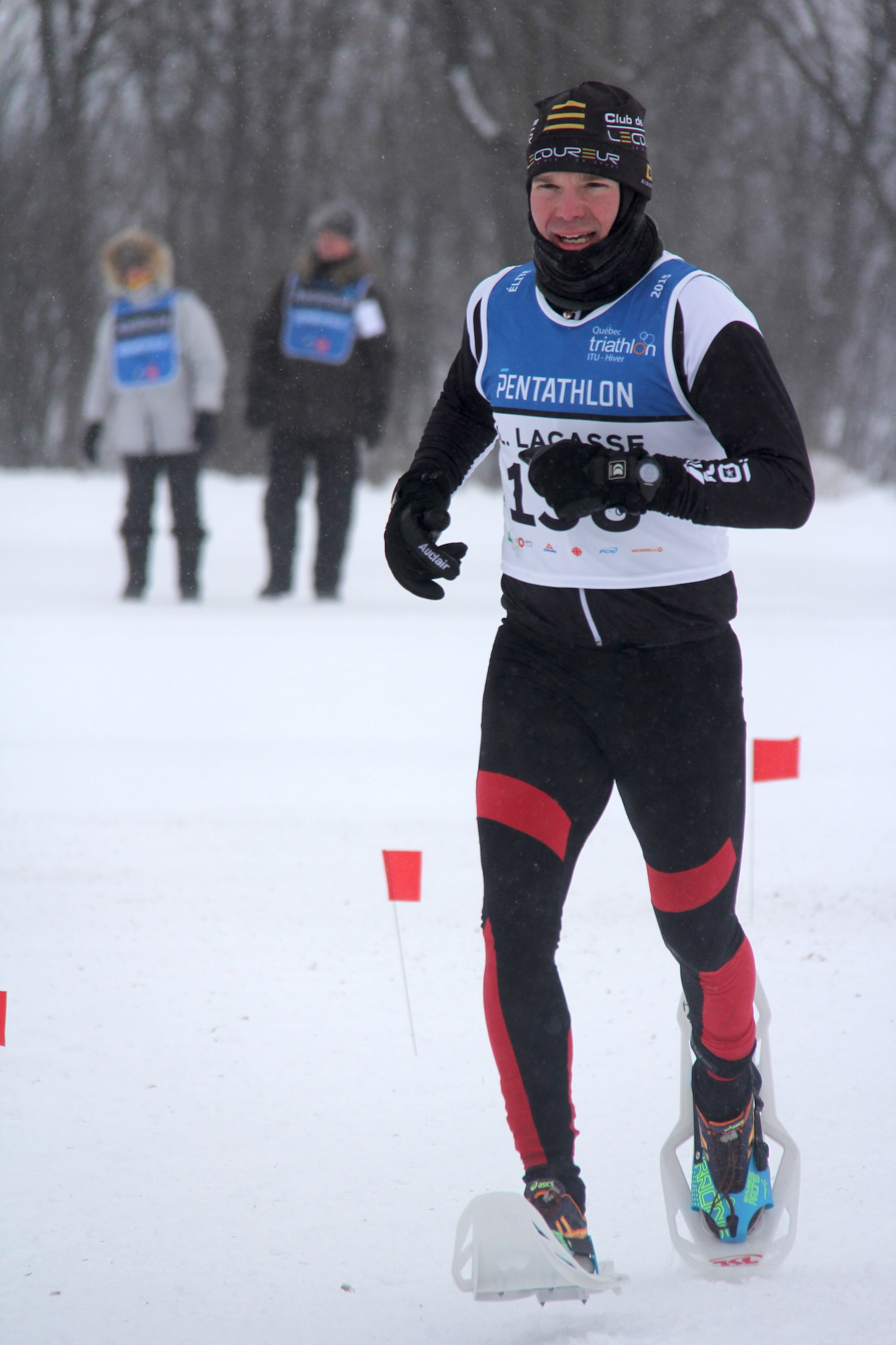La première étape: la raquette