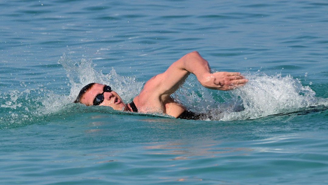 Eric Hedlin en eau libre.