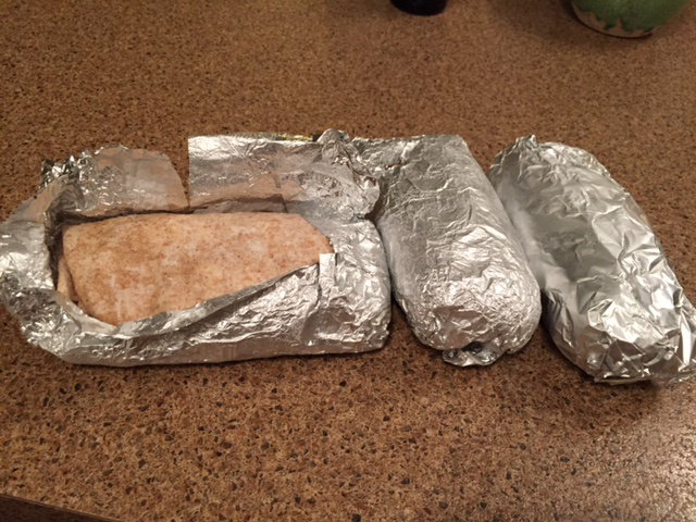 Burritos à la patate douce, au tofu et au tempeh, congelés, à conserver au réfrigérateur une fois au Japon pour une consommation à l’heure du souper