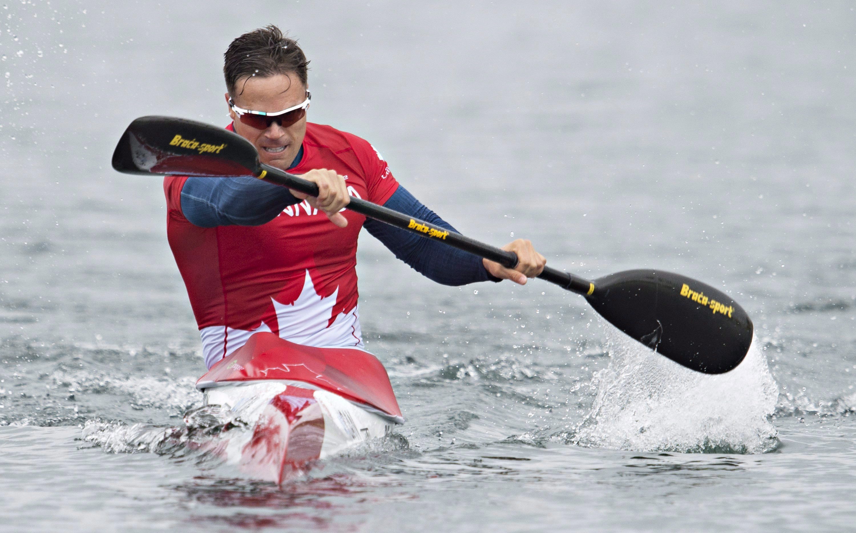 Mark de Jonge - or au K1-200 m, Milan (Italie), le 23 août 2015. THE CANADIAN PRESS/Aaron Lynett
