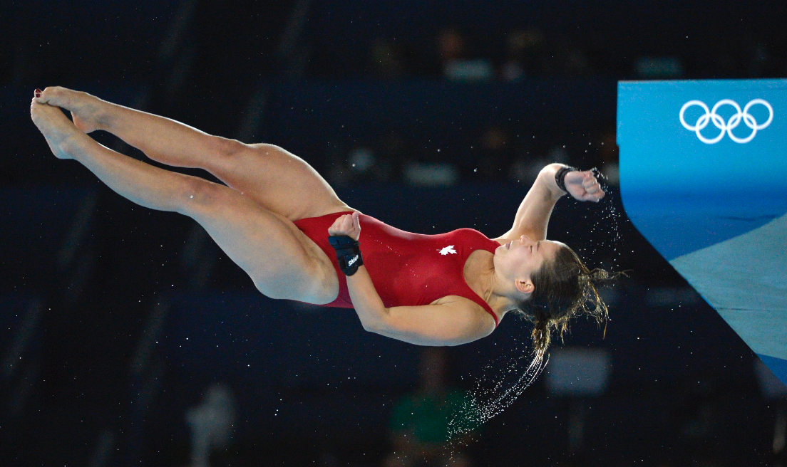 Roseline Filion s'exécute lors des demi-finales de plongeon à la tour de 10 m des Jeux olympiques de Londres, le 9 août 2012.