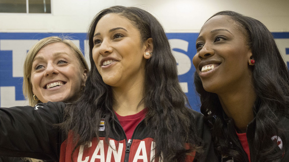 Lizanne Murphy, Natalie Achonwa et Tamara Tatham lors de l'annonce de l'équipe de basketball féminin pour Rio 2016, le 22 juillet.