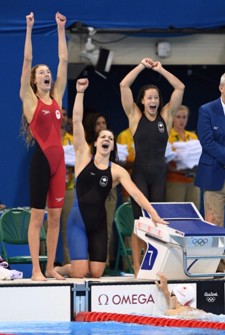 Equipe Canada - natation - Katerine Savard -Taylor Ruck - Brittany MacLean et Penny Oleksiak - Rio 2016 Le quatuor formé de Katerine Savard, Taylor Ruck, Brittany MacLean et Penny Oleksiak obtient le bronze au relais féminin 4x200 m aux Jeux olympiques de Rio, le 10 août 2016. (COC / Steve Boudreau)
