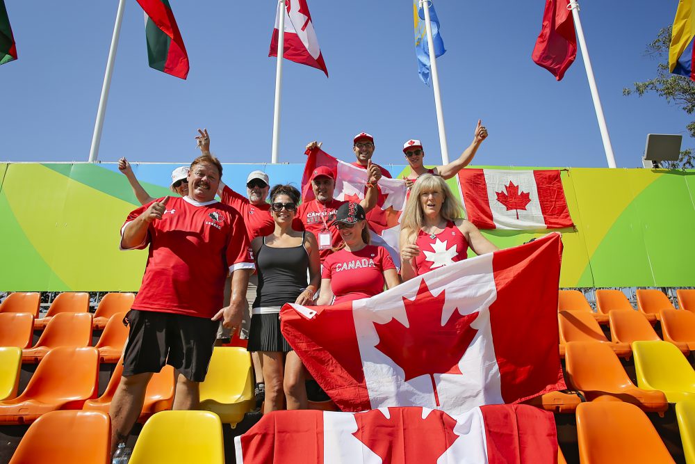L'équipe féminine de Rugby gagne contre le Japon lors de son premier match olympique le 6 août 2016 à Rio de Janeiro. (Photo: Paige Stewart pour Rugby Canada)