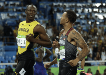 Capture d’écran 2016-08-16 à 08.43.36 Usain Bolt et Andre De Grasse lors de la demi-finale du 100 m aux Jeux olympiques, le 14 août 2016