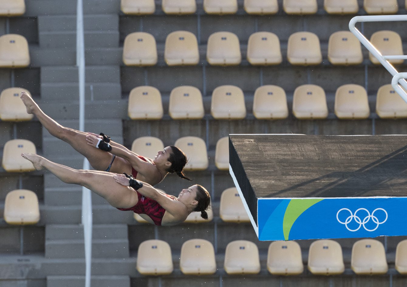 Roseline Filion et Meaghan Benfeito,lors de l'entraînement du jeudi 4 août 2016, au Brésil. COC Photo/Mark Blinch