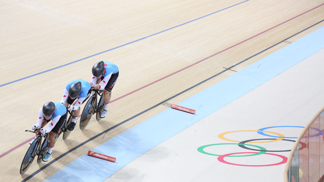 Allison Beveridge, Jasmin Glaesser, Kirsti Lay et Georgia Simmerling. COC // Mark Blinch
