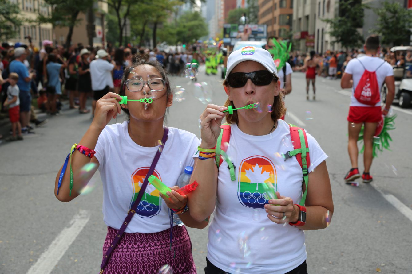 Équipe Canada lors du défilé de Fierté Montréal, le dimanche 20 août 2017. (Photo: COC/Steve Boudreau)