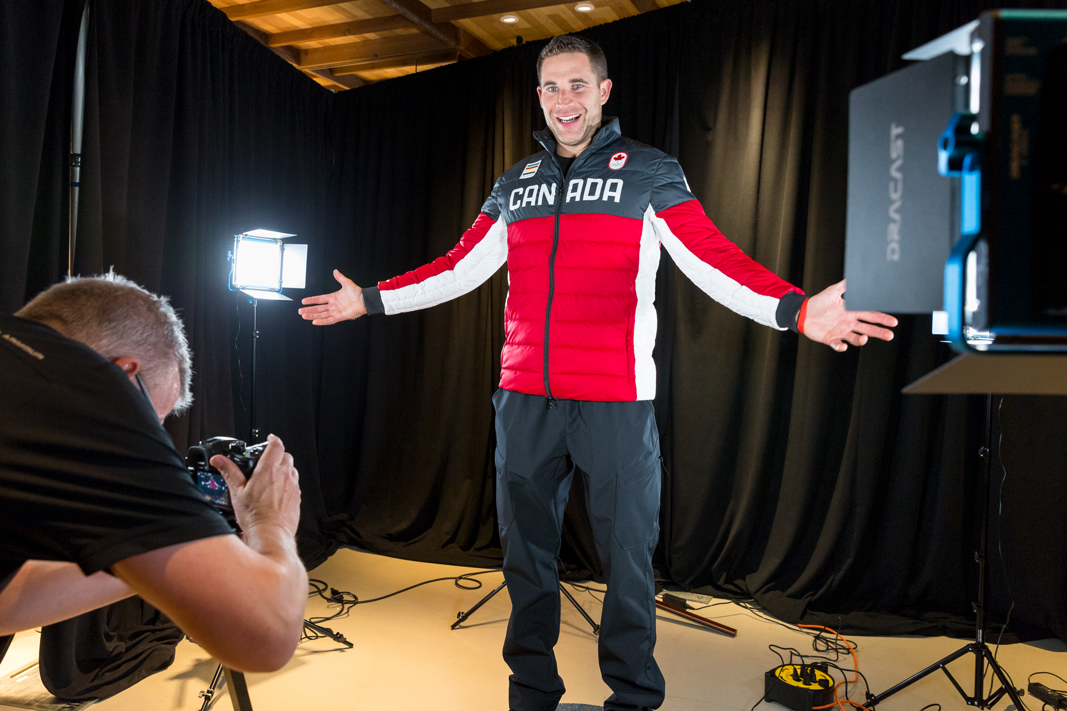John Morris lors du dévoilement de la collection d'Équipe Canada pour PyeongChang 2018, à Toronto, le 3 octobre 2017. (Photo : COC)