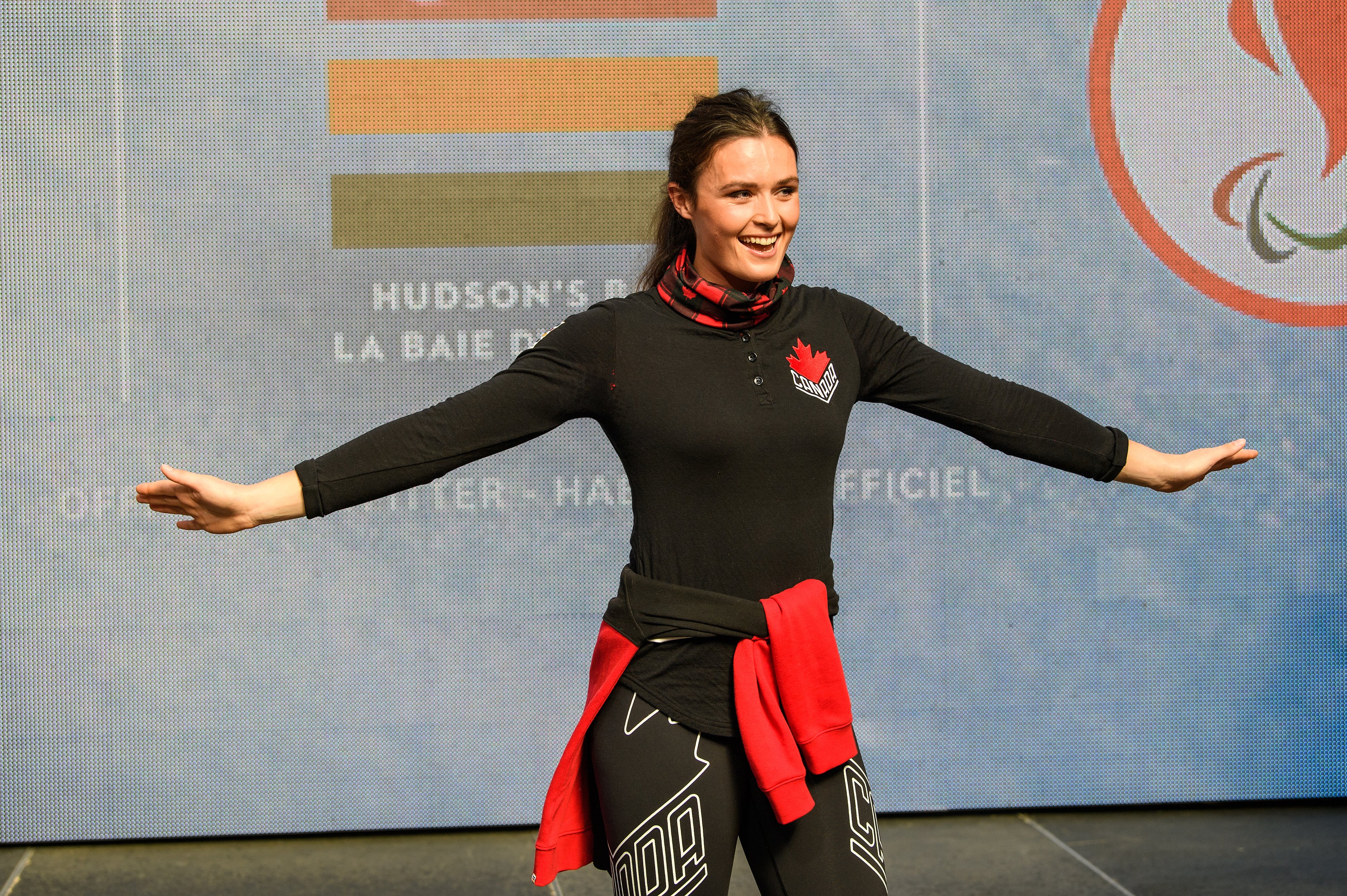 Marielle Thompson lors du dévoilement de la collection d'Équipe Canada pour PyeongChang 2018, à Toronto, le 3 octobre 2017. (Photo : COC)