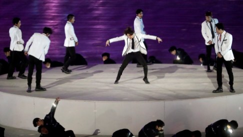 Pyeongchang 2018 - Cérémonie de clôture Le groupe EXO performe pendant la cérémonie de clôture des Jeux de PyeongChang. 25 février 2018. (Photo: AP Photo/Chris Carlson)