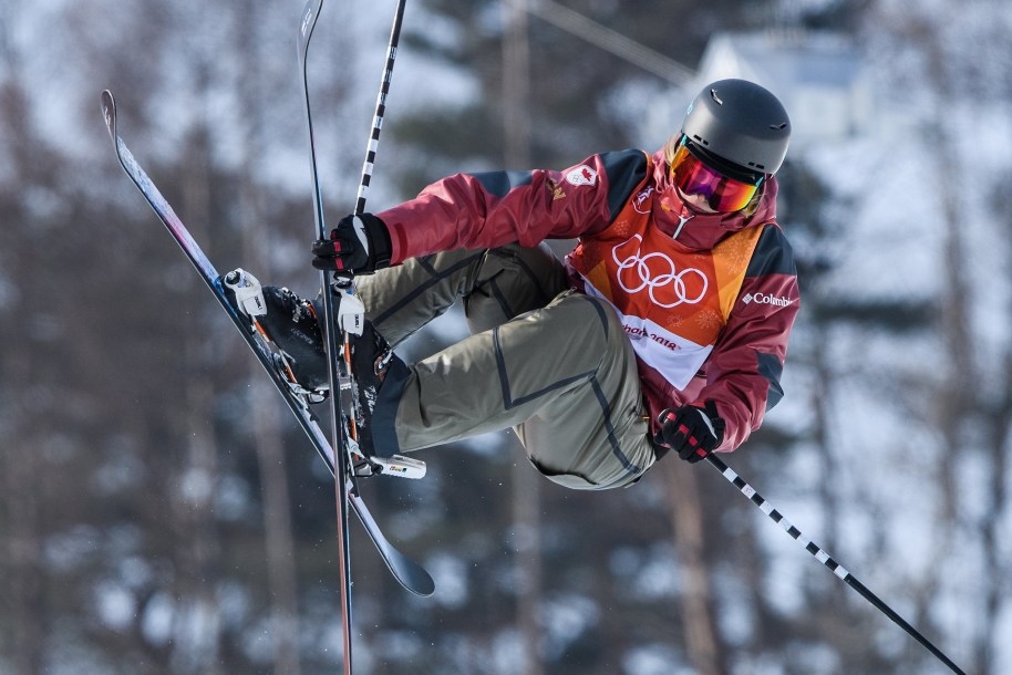 Cassie Sharpe remporte l'or en finale de l'épreuve de la demi-lune en ski acrobatique, aux Jeux olympiques d'hiver de Pyeongchang 2018. (Photo: Vincent Ethier/COC)