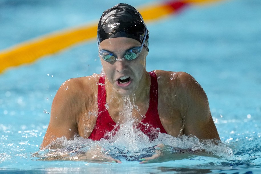 Mary-Sophie Harvey en action dans l'eau