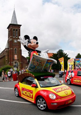 Équipe Canada Cycling Tour De France 2018 caravane char allégorique de la caravane publicitaire du Tour de France 2018