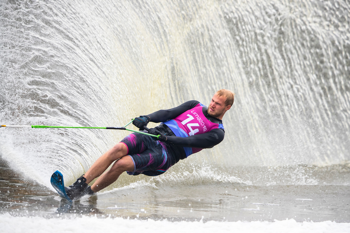 Stephen Neveu à l'épreuve du ski nautique slalom aux Jeux panaméricains de Lima, au Pérou, le 29 juillet 2019. Photo : Gabriel Heusi / Lima 2019