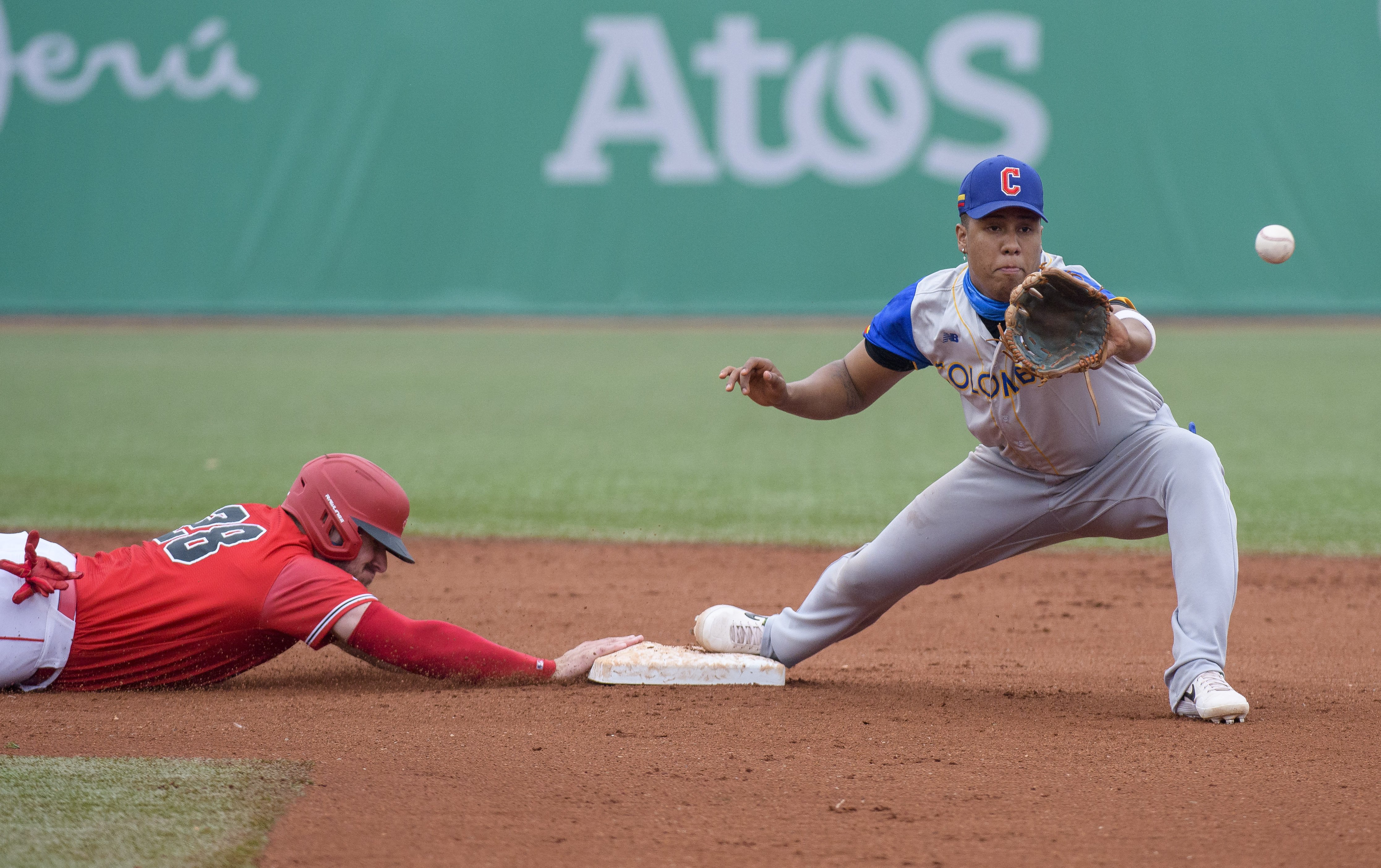 Connor Panas glisse vers le marbre à Lima 2019