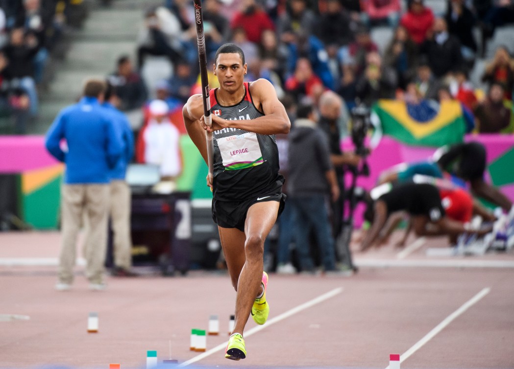 Pierce Lepage participe au saut à la perche à Lima 2019