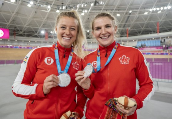 Équipe Canada Kelsey Mitchell et Amelia Walsh cyclisme sur piste Lima 2019 Kelsey Mitchell et Amelia Walsh à Lima 2019