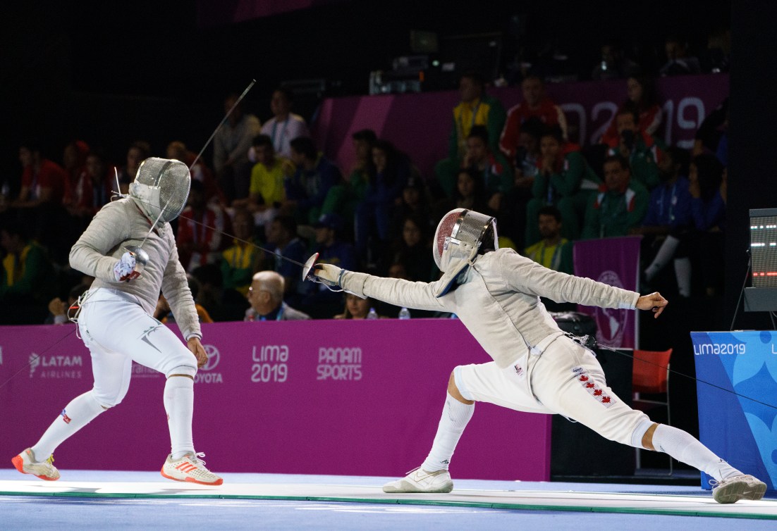Shaul Gordon pendant l'épreuve du sabre à Lima 2019