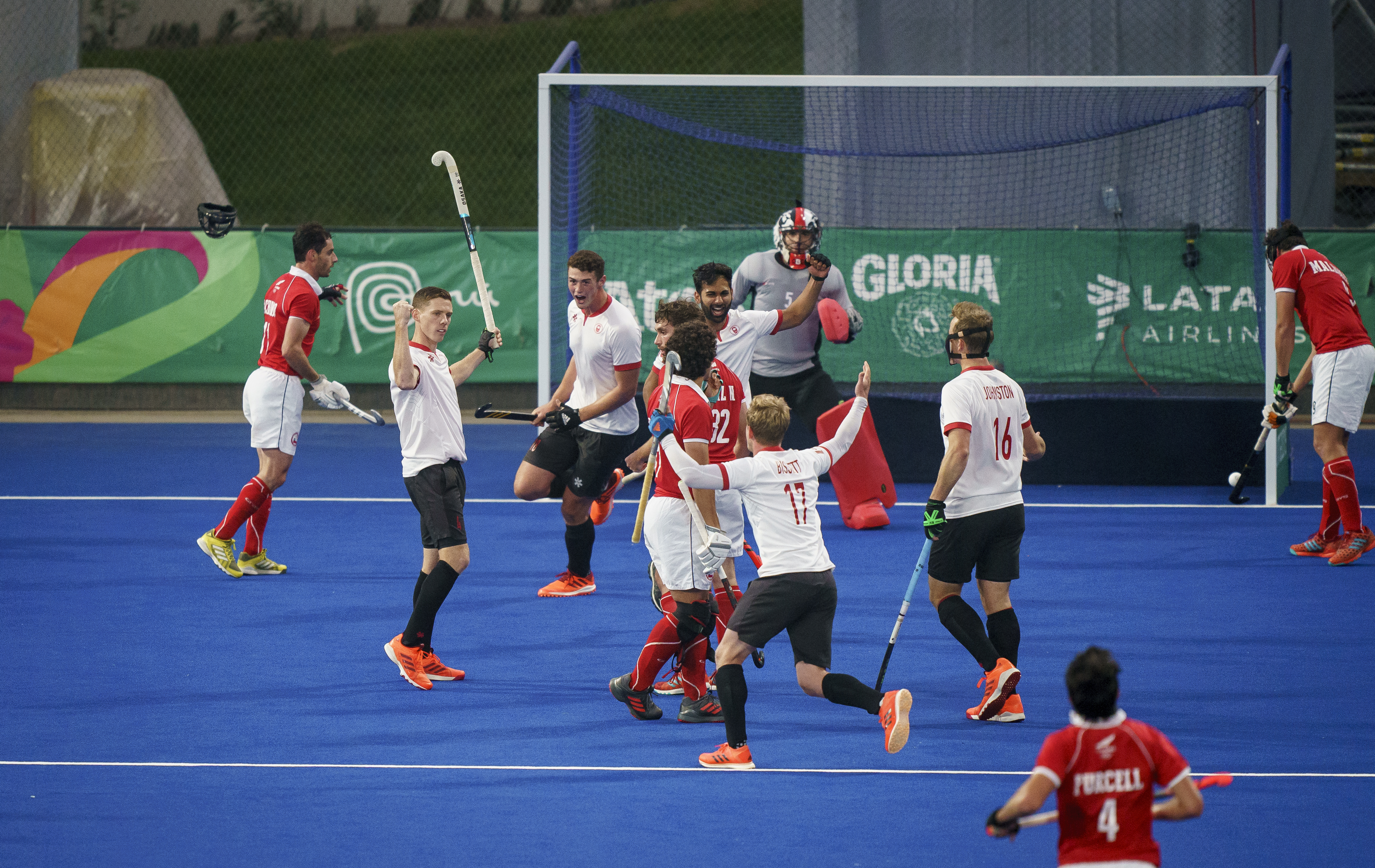 Scott Tupper célèbre après avoir marqué un but à Lima 2019