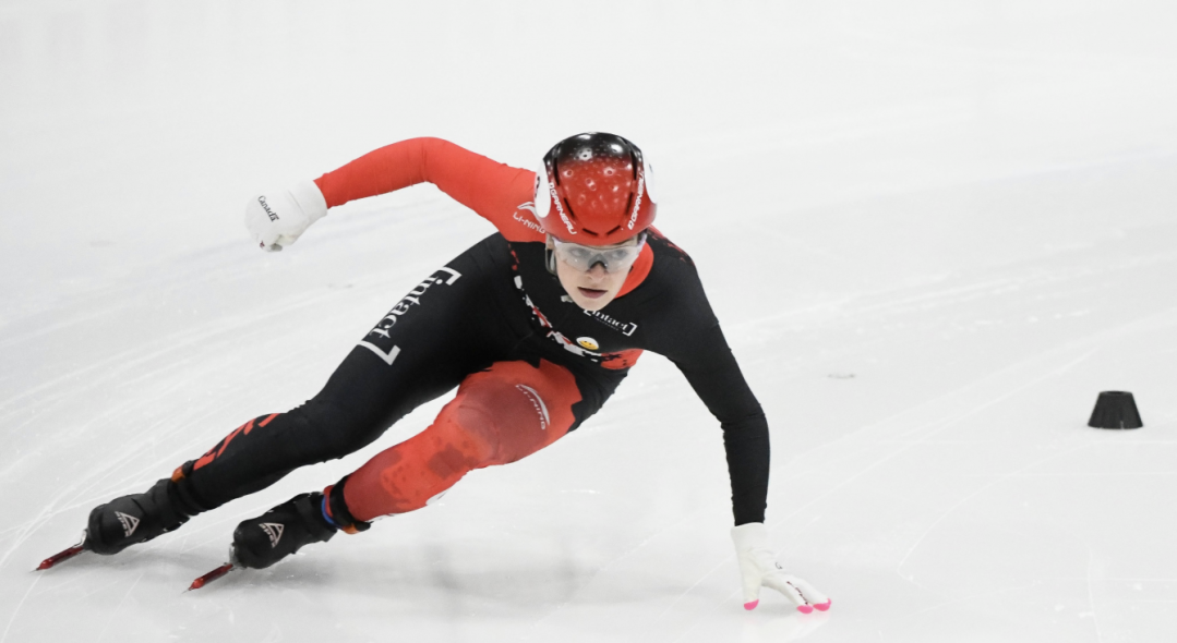 Kim Boutin patine lors de la finale du 1500 m