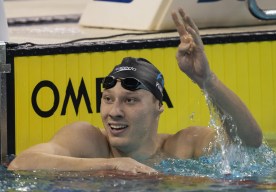 Finlay Knox dans l'eau après une course.