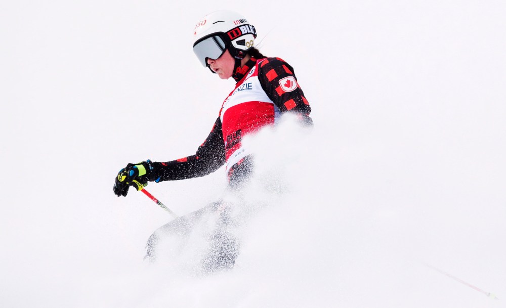 Marielle Thompson en action en ski cross
