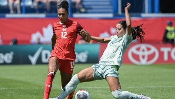 Jade Rose déjoue une adversaire.