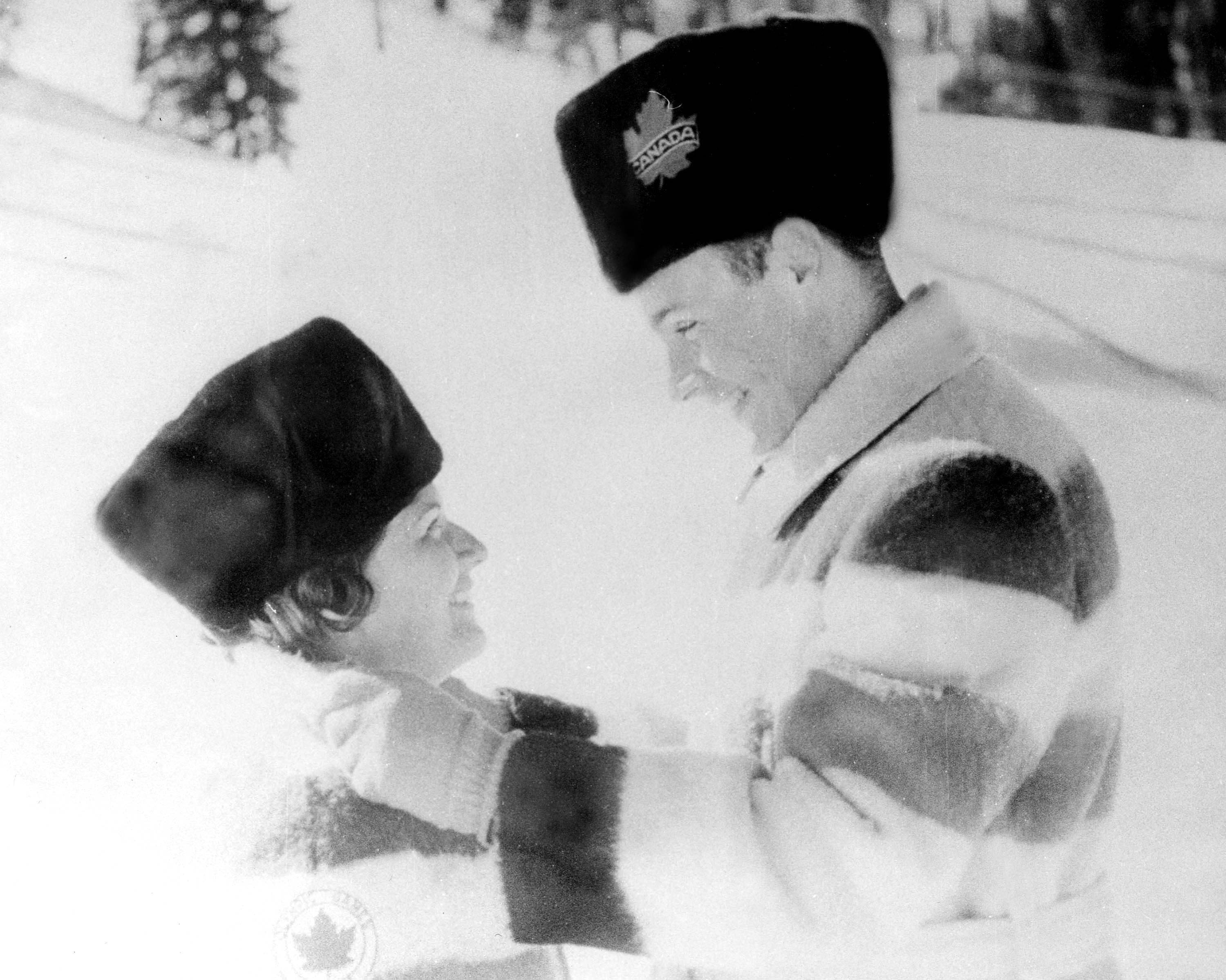 Canada's Barbara Wagner and Robert Paul celebrate their gold medal in the pairs figure skating event at the Squaw Valley 1960 Olympic Winter Games. (CP Photo/COC)
