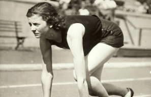 Lillian Palmer Alderson lines up for a race