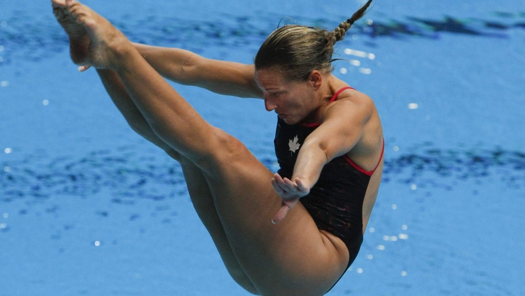 Emilie Heymans diving