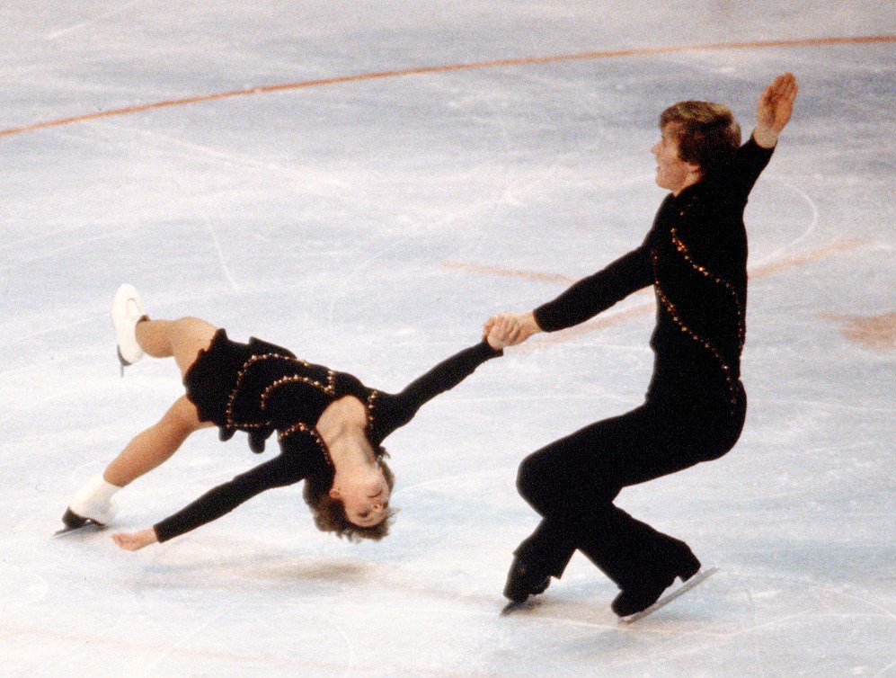 Barbara Underhill and Paul Martini skating