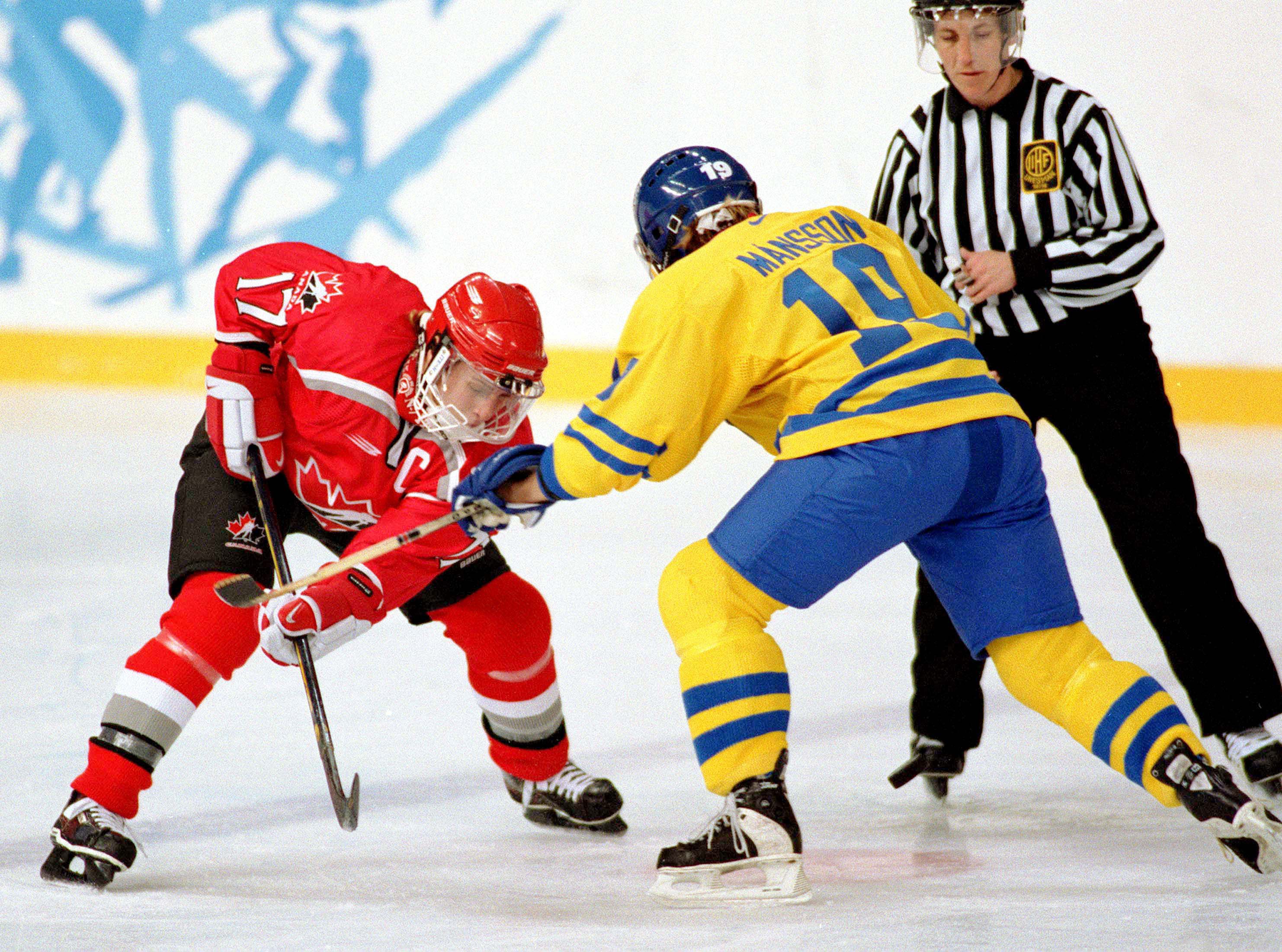 Ice Hockey - Women's