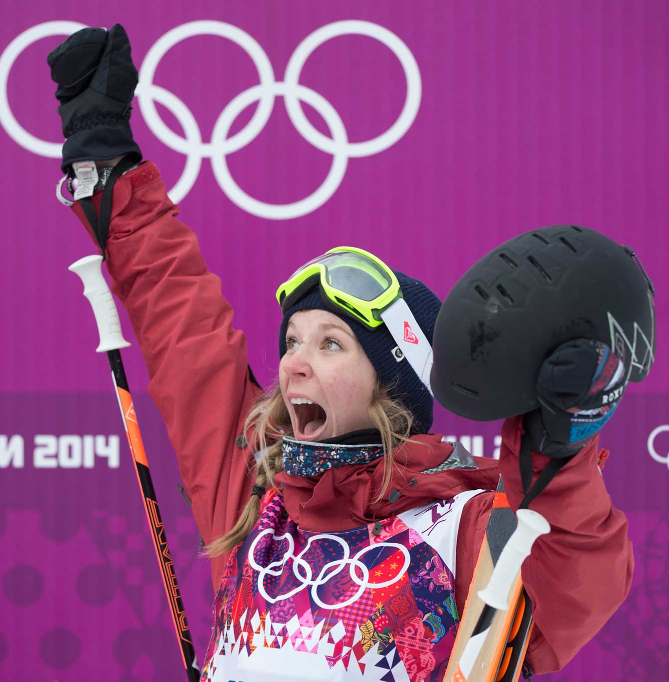 Dara Howell reacts to winning gold in ski slopestyle.
