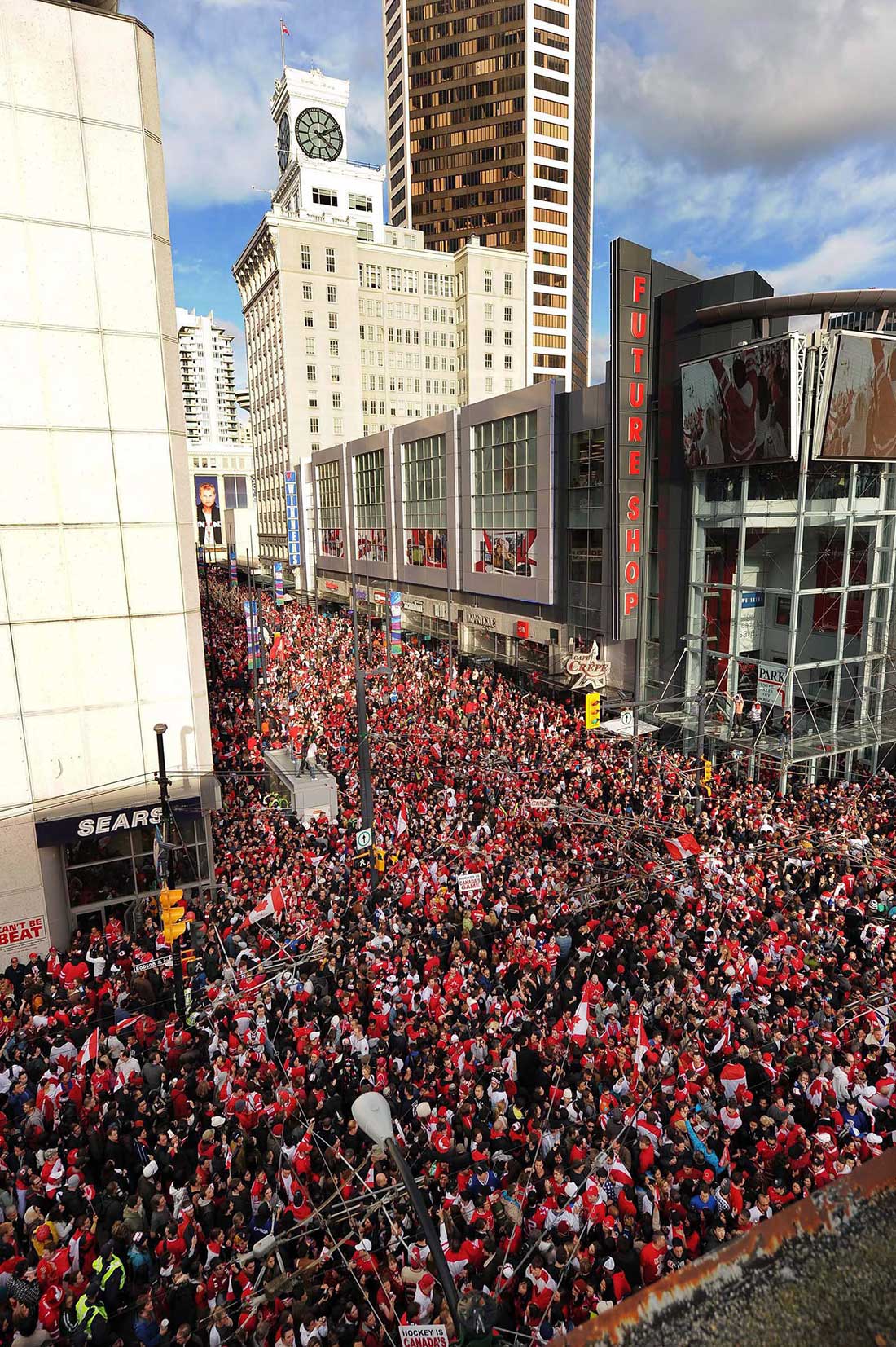 fans-Vancouver-