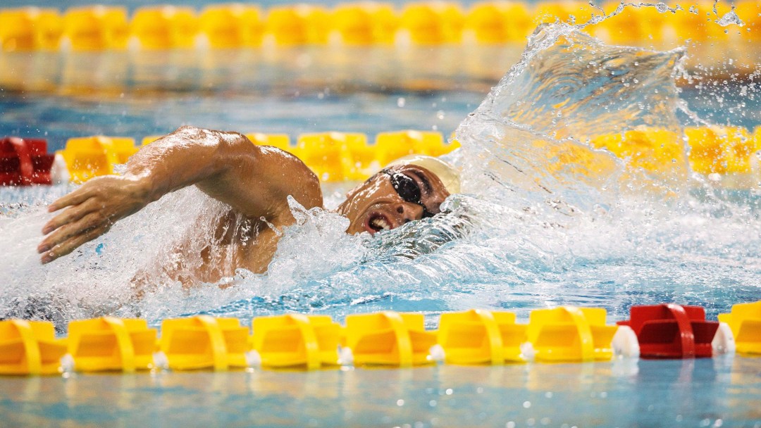 Jeremy Bagshaw swims freestyle stroke