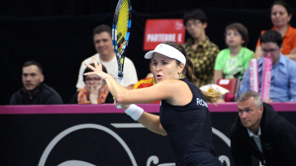 Alexandra Dulgheru sizes up a forehand return against Francoise Abanda at the Fed Cup World Group play-offs in Montreal, April 19, 2015.