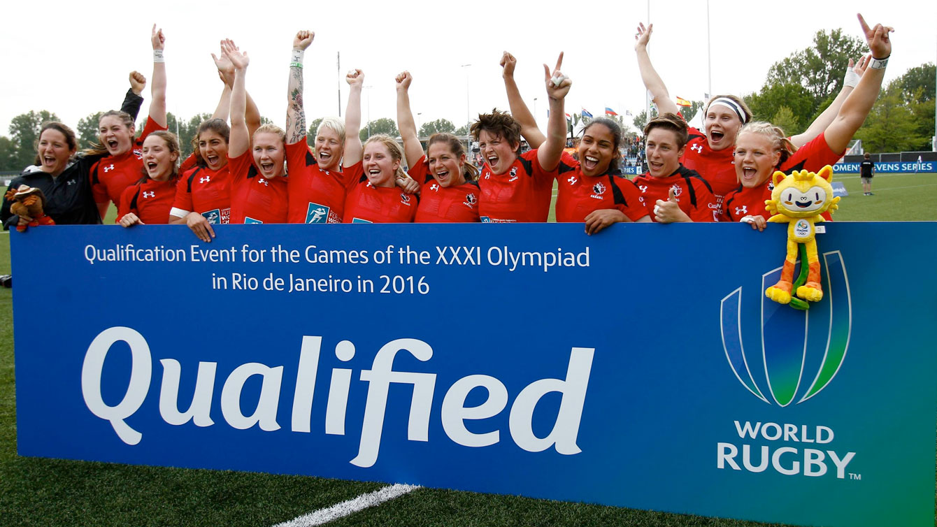 Rugby Canada women's sevens team celebrates Olympic qualification on May 22, 2015 (Photo: Martin Seras Lima/World Rugby).