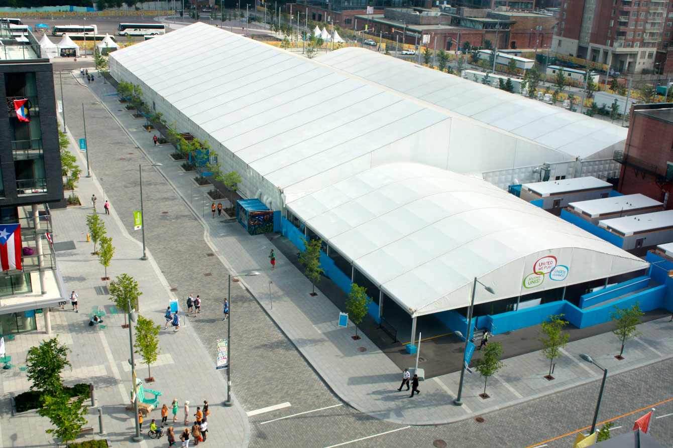 Overhead shot of the food hall (photo: Kristen Loritz)