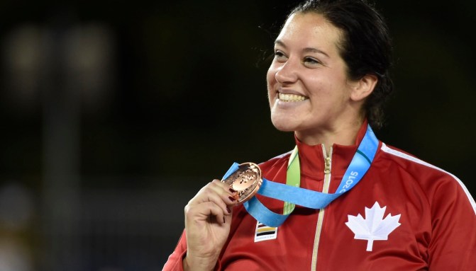 Sultana Frizell celebrates bronze in women's hammer throw