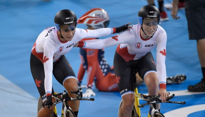 Canada wins gold in the women' team pursuit at the Pan American Games in Toronto.