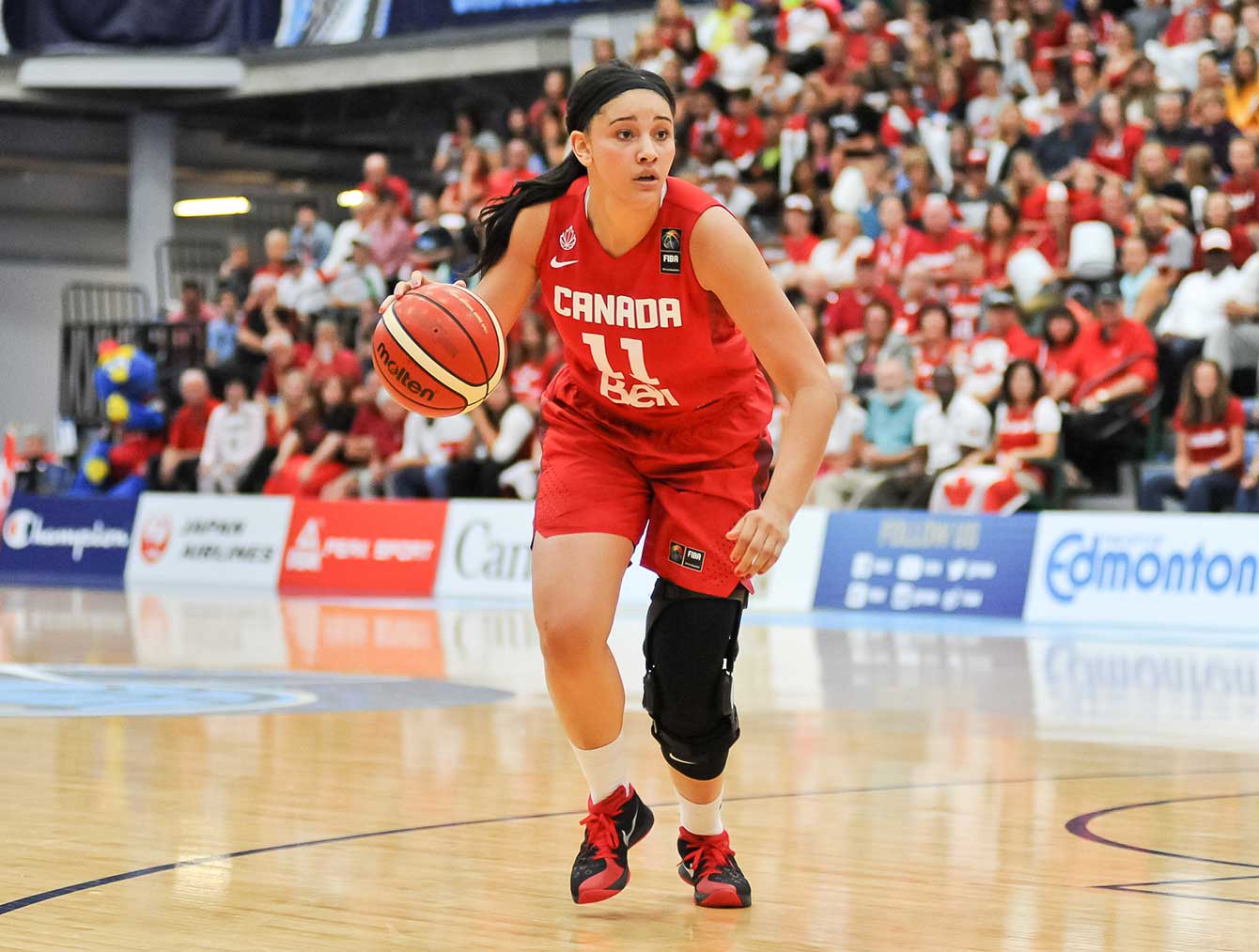 Natalie Achonwa played 18:17 in the game. (Photo: FIBA)