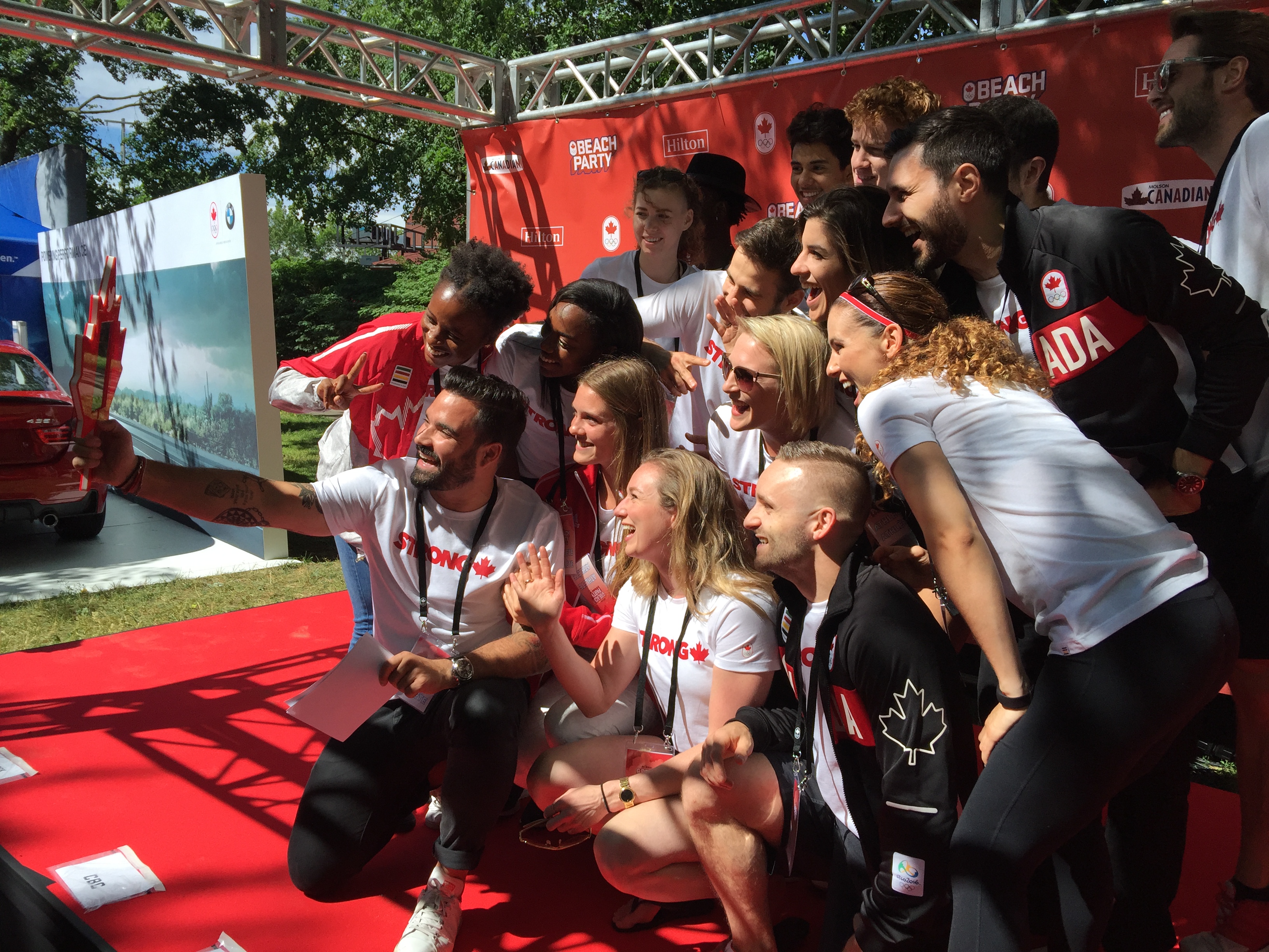 Rio hopefuls and Alex Despatie unveil Team Canad's custome Twitter mirror