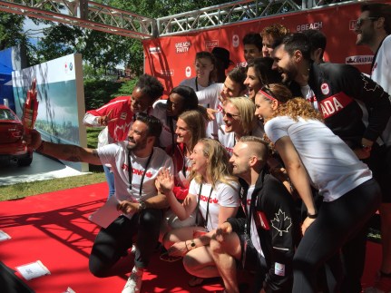 Rio hopefuls and Alex Despatie unveil Team Canad's custome Twitter mirror