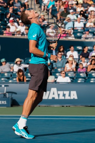 Canada’s Vasek Pospisil in semifinals doubles action at the Rogers Cup in Toronto on July 30, 2016. (Thomas Skrlj/COC)