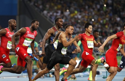 Canada's Andre De Grasse, right, and Brendon Rodney before the last part of the 4x100m relay in Rio on August 19, 2016. (photo/ Stephen Hosier)